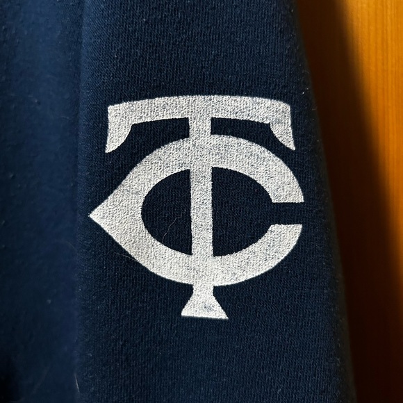 Minnesota Twins Zip up Hooded Sweatshirt - Picture 4 of 5